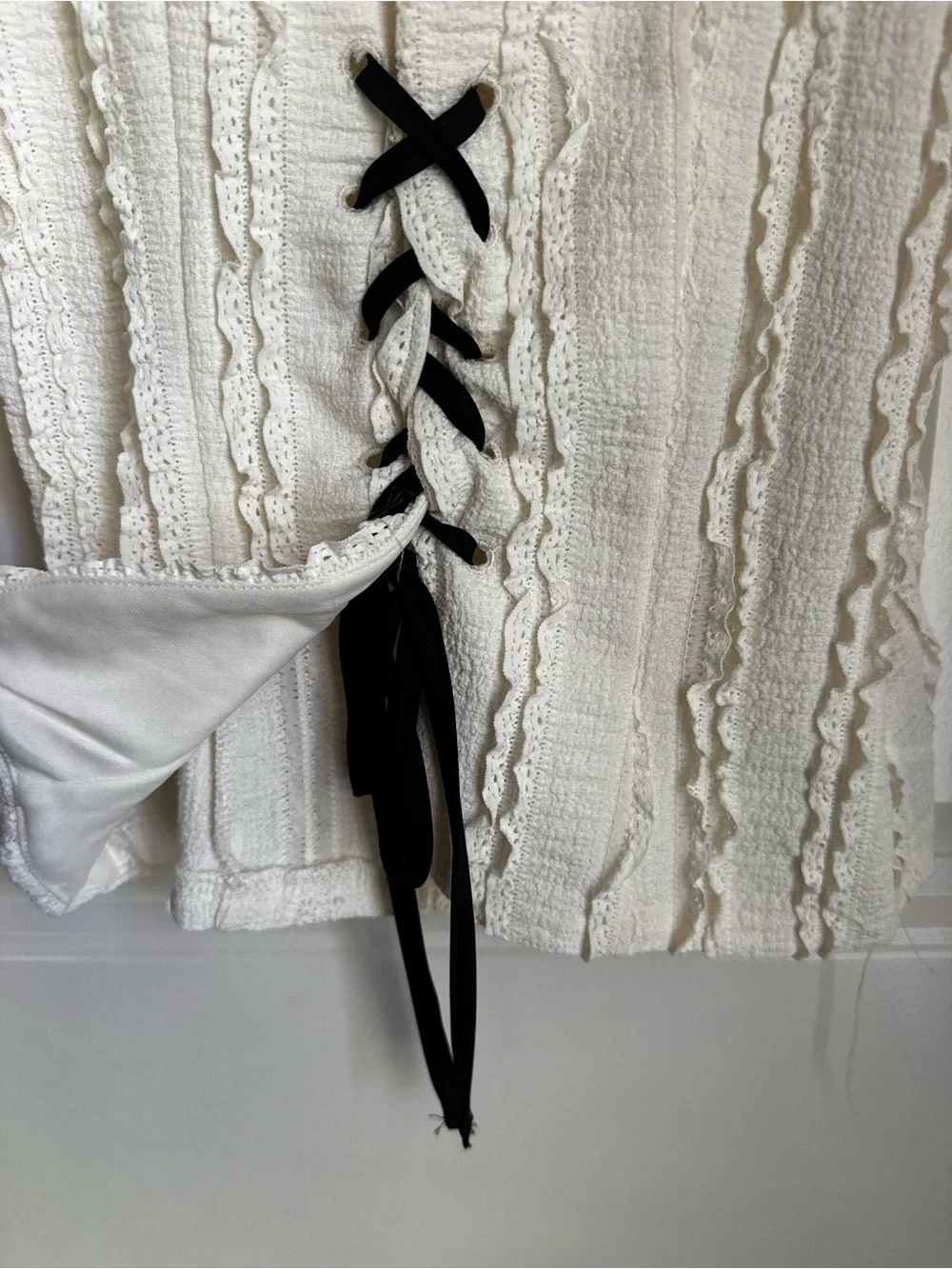SHEIN Cream Lace-Up Ruffle Tank Top with Black Bows - Picture 3 of 4